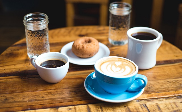 カフェオレ と コーヒ牛乳 カフェラテ の違いとは これってどう違うの